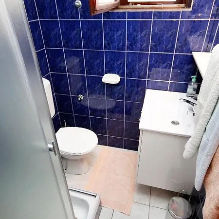 Family Friendly Seaside Zaton, Zadar - 298 Апартаменты *
