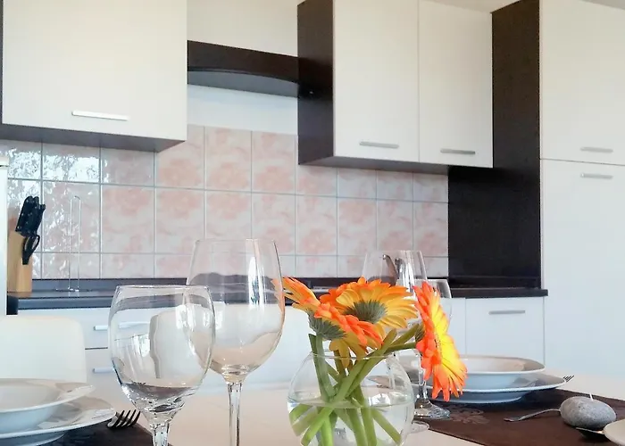 Family Friendly Seaside Zaton, Zadar - 298 Затон