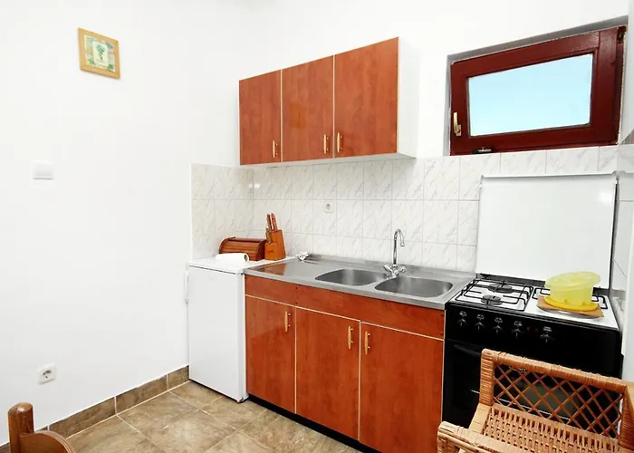 Family Friendly Seaside Zaton, Zadar - 298 Затон