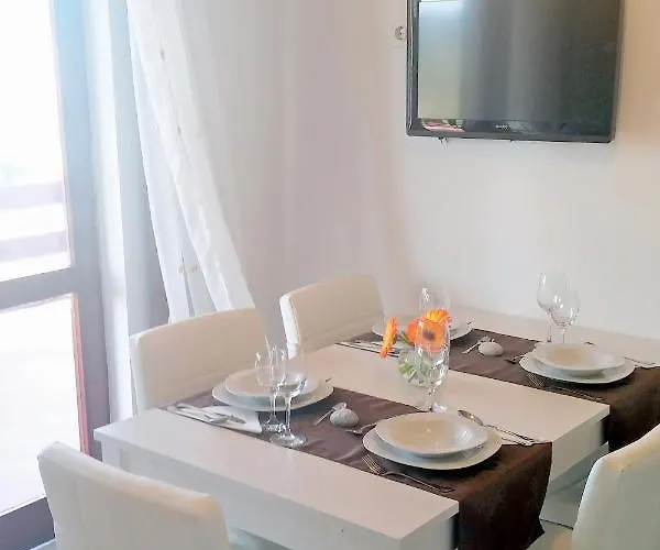 Family Friendly Seaside Zaton, Zadar - 298 Апартаменты *