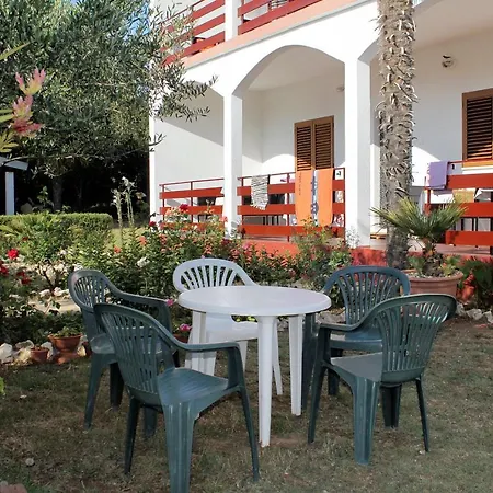 Family Friendly Seaside Zaton, Zadar - 298 Appartement