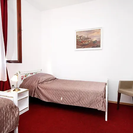 Family Friendly Seaside Zaton, Zadar - 298 Апартаменты *