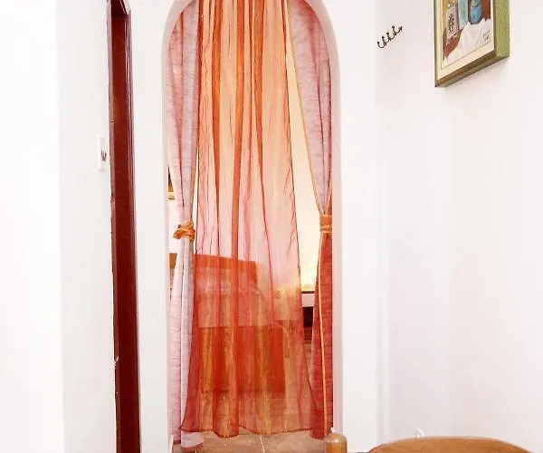 Family Friendly Seaside Zaton, Zadar - 298 Apartman *